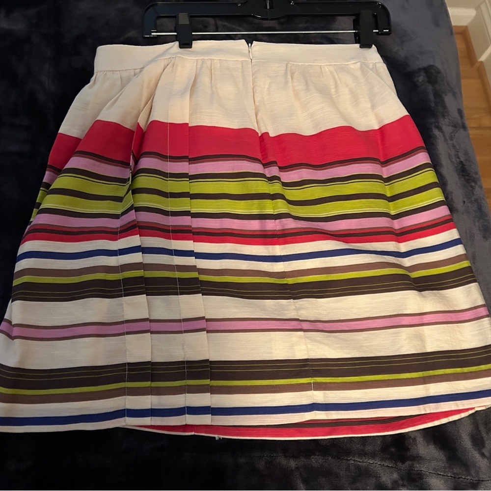 Loft size 8 skirt